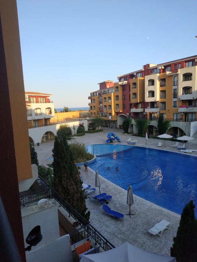 Quiet, Relax And Sand Beach Place With 4Star Service Aheloy Exterior photo