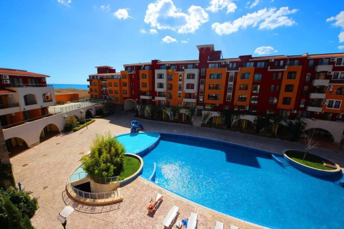 Quiet, Relax And Sand Beach Place With 4Star Service Aheloy Exterior photo