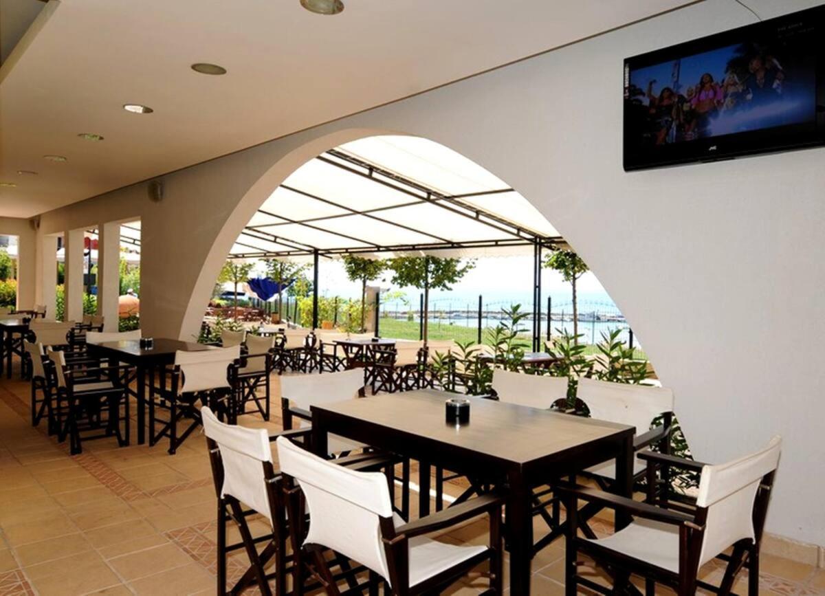 Quiet, Relax And Sand Beach Place With 4Star Service Aheloy Exterior photo